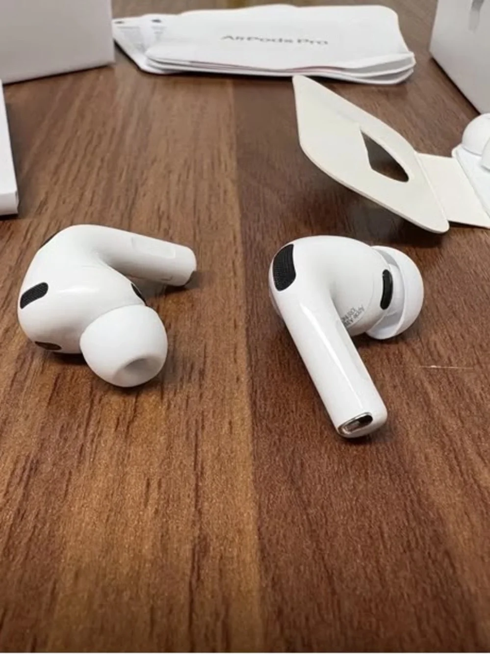 Apple AirPods Pro 3 Earbuds in White — Wireless Noise Control